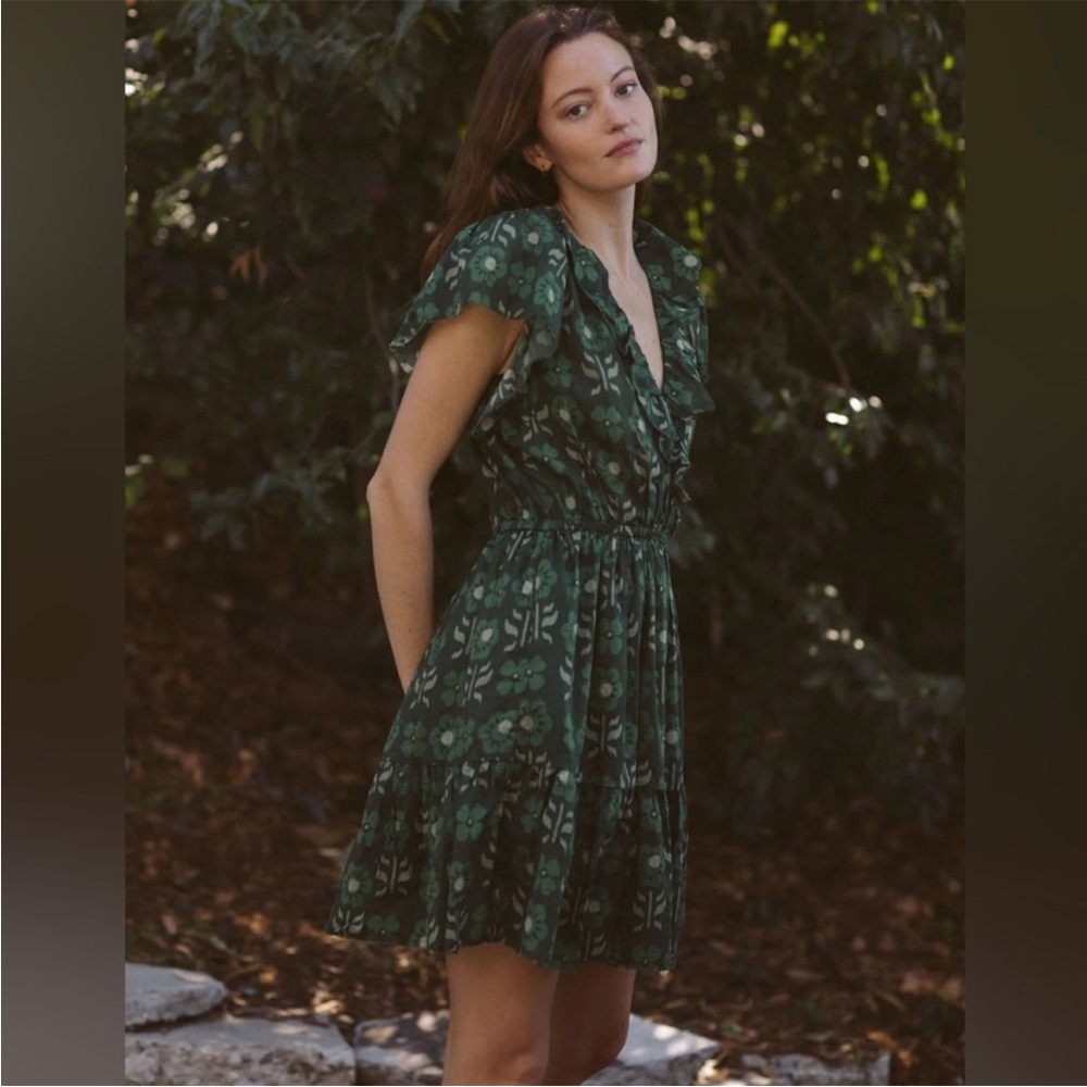 TROVATA Birds of Paradis Sz M Medium Marcella Dress Green Clover Patch
